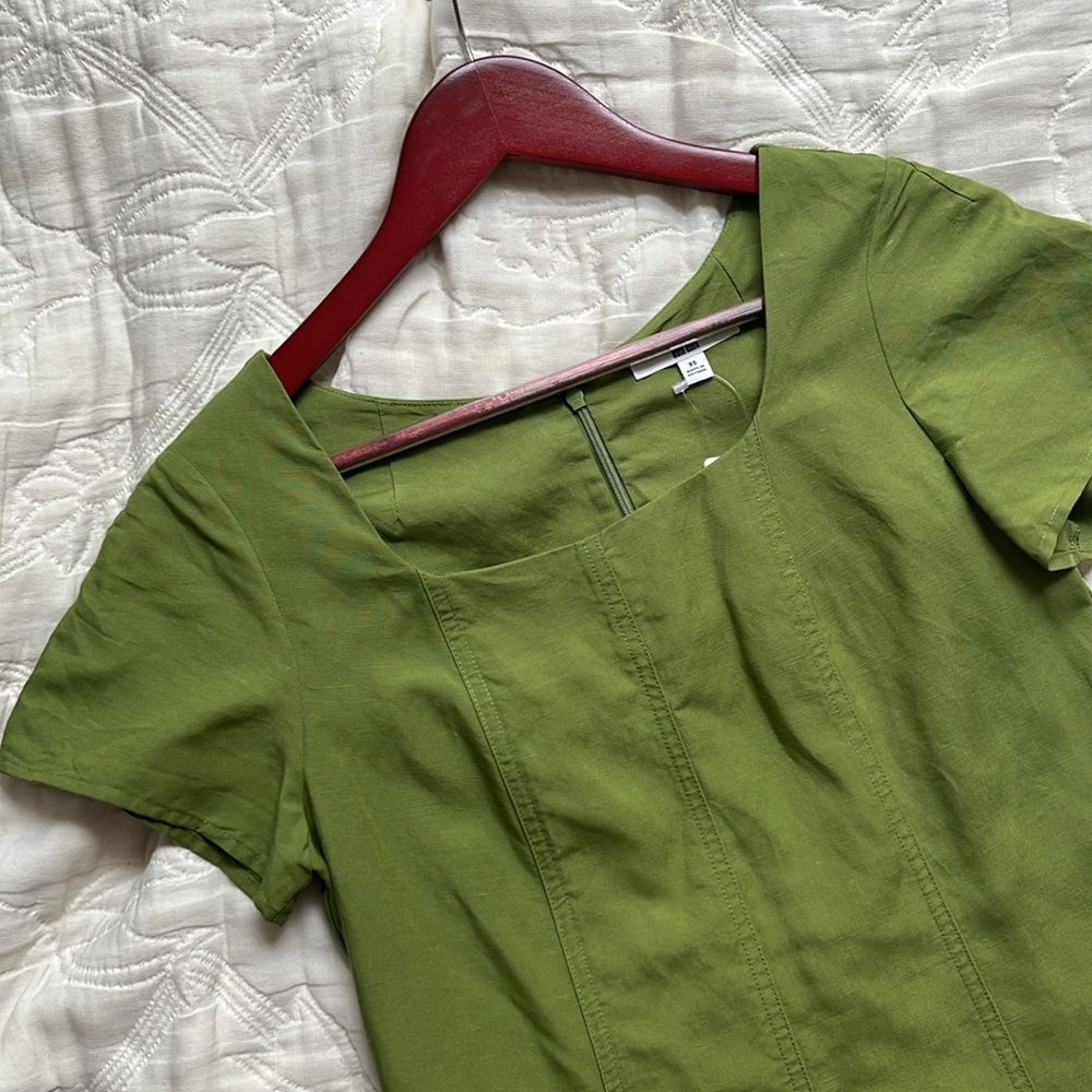 Uniqlo Linen Blend Square Neck Short-Sleeve Dress